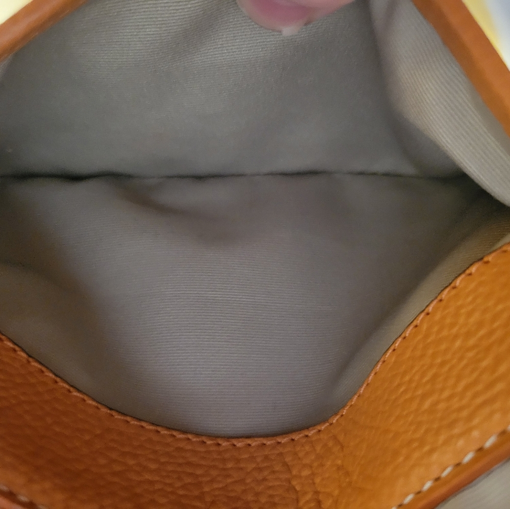 Coach Legacy Light Orange Pebbled Leather Wristlet Clutch with Turn-Lock. - Picture 9 of 9